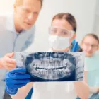 La imagen 5 de la Empresa CLÍNICA DENTAL LA FAMILIA Radiografias en Concepción BI