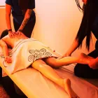 La imagen 3 de la Empresa WECAREMASAJES Spa con masajes en Las Condes RM