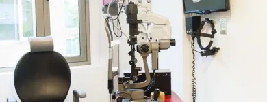 La imagen 3 de la Empresa CLÍNICA OFTALMOLÓGICA 20/20 Transplante de cornea en Santiago RM