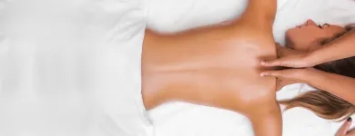 La imagen 2 de la Empresa SACAMOS STRESS MASAJES Y TERAPIAS Masajes Terapeuticos en Providencia RM