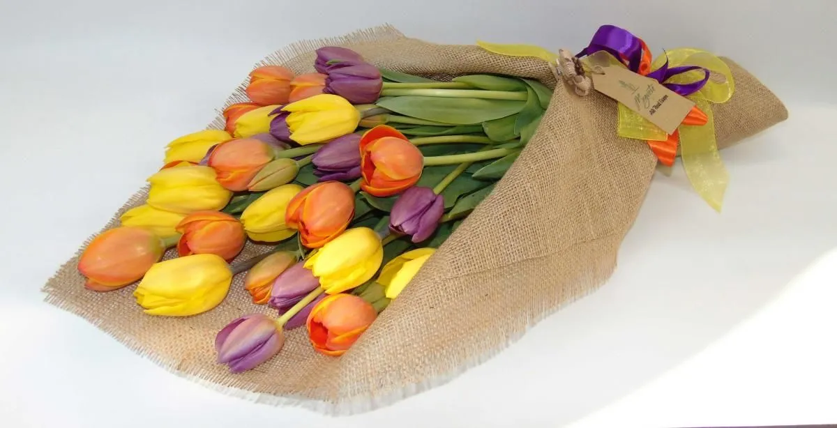 La imagen 2 de la Empresa MUGUETE ARTE FLORAL EUROPEO SPA