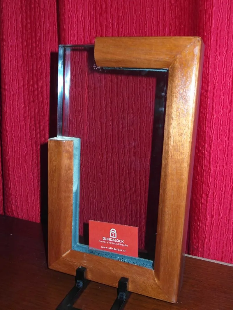La imagen 2 de la Empresa BLINDALOCK